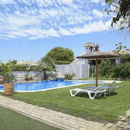 Abril 1 Piscina Compartida